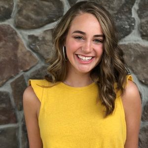 Meet your Posher, Amber